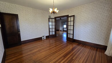 2327 N 1500 Rd in Eudora, KS - Building Photo - Building Photo