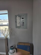 4010-4014 Rockwood St, Unit 0.75 in Los Angeles, CA - Building Photo - Building Photo