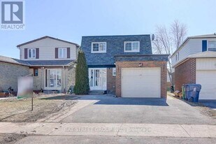 169 Glen Springs Dr in Toronto, ON - Building Photo