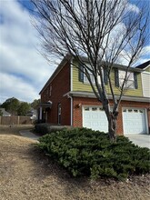 978 Treymont Way SW in Lawrenceville, GA - Building Photo - Building Photo