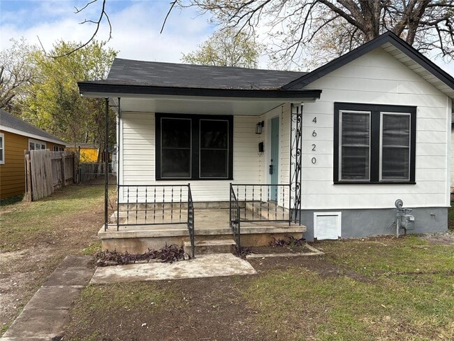 property at 4620 Bennett Ave