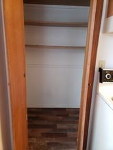 49489 US-93 in Polson, MT - Foto de edificio - Building Photo