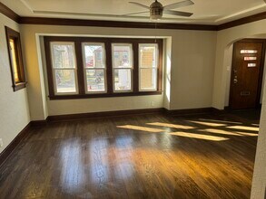 4836 N Mohawk Ave in Glendale, WI - Building Photo - Building Photo