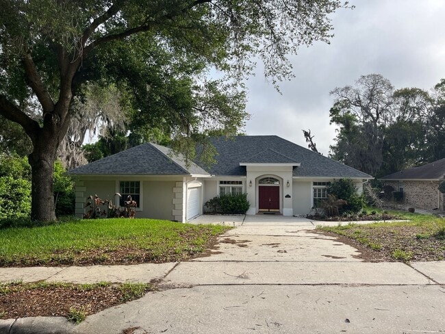 property at 2054 Sawgrass Dr