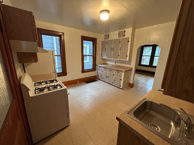 2934 N Bremen St in Milwaukee, WI - Building Photo - Building Photo