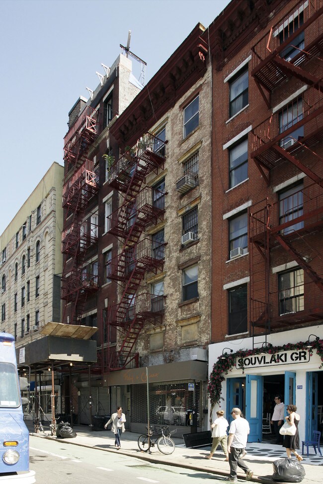 114 Stanton St in New York, NY - Foto de edificio - Building Photo
