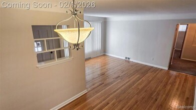23850 Rosewood St, Unit 3026 in Oak Park, MI - Building Photo - Building Photo