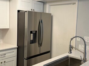 6522 Harbour Rd in North Lauderdale, FL - Building Photo - Building Photo