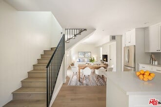 535 Beloit Ave in Los Angeles, CA - Building Photo - Building Photo