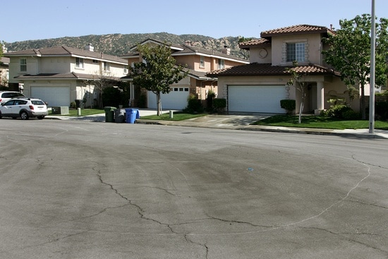 6124 Maple Ct in Simi Valley, CA - Foto de edificio - Building Photo