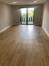 32 Ocean Ave, Unit #305 in South Yarmouth, MA - Building Photo - Building Photo