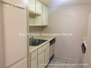 1620 N Wilmot Rd in Tucson, AZ - Building Photo - Building Photo
