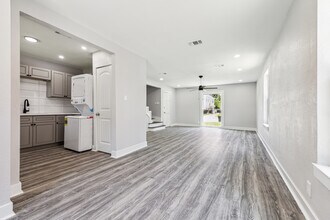 3431 Rosedale St, Unit 1 in Houston, TX - Foto de edificio - Building Photo