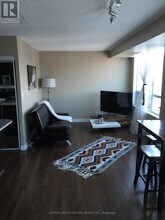 208-2208 Enfield Pl in Mississauga, ON - Building Photo - Building Photo