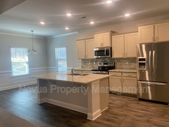 216 Amidon Dr in Villa Rica, GA - Foto de edificio - Building Photo