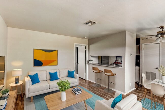Laurel Heights Apartments in New Braunfels, TX - Building Photo - Building Photo