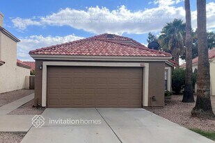 1545 E Laurel Ave in Gilbert, AZ - Building Photo