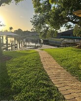 4628 SW 18th Ave in Cape Coral, FL - Building Photo