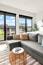 1050 Howell Mill Rd NW in Atlanta, GA - Building Photo - Building Photo