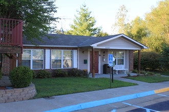 Union Place Apartments in Union, MO - Building Photo - Building Photo