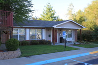 Union Place Apartments in Union, MO - Foto de edificio - Building Photo