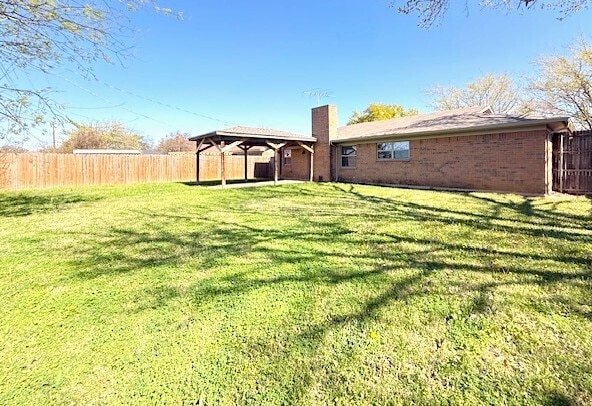 309 Linda Dr in Burleson, TX - Building Photo - Building Photo