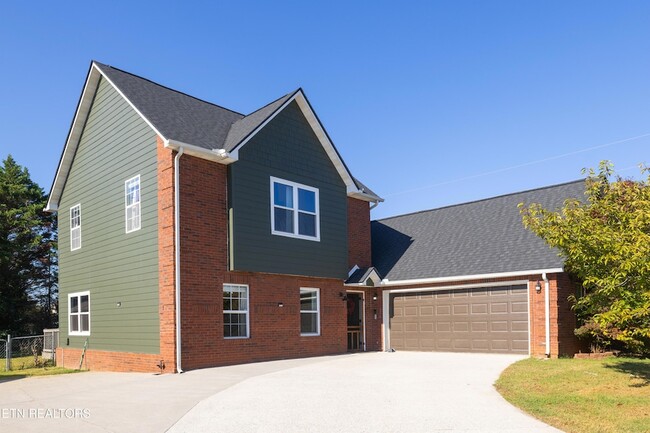 property at 2811 Best Rd
