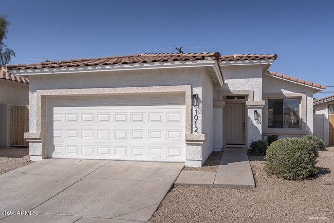 1012 E Susan Ln in Tempe, AZ - Foto de edificio - Building Photo