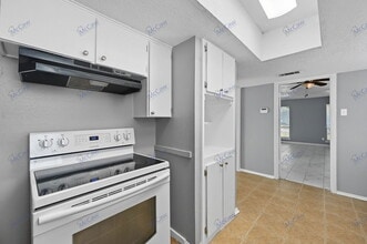 3538 Hacienda Dr in Dallas, TX - Building Photo - Building Photo