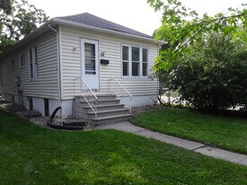 706 8th St N in Fargo, ND - Building Photo