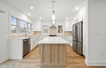 427 Hoyt St in Long Branch, NJ - Building Photo - Building Photo