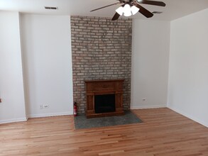 5536 Michigan Ave in Chicago, IL - Foto de edificio - Building Photo