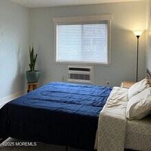 21 Leroy Pl in Red Bank, NJ - Building Photo - Building Photo