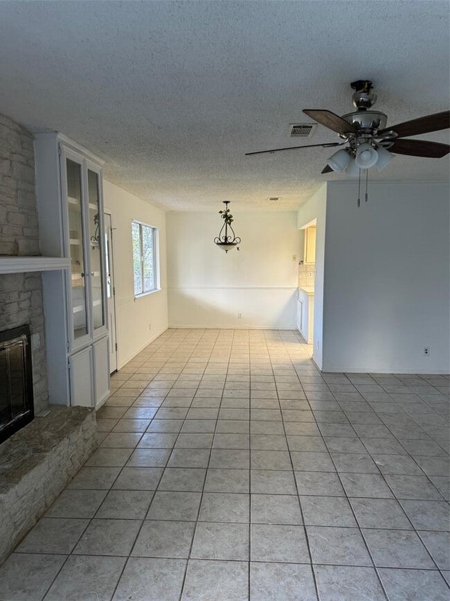 12800 Irongate Ave in Austin, TX - Building Photo - Building Photo