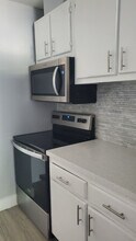 00 Miami Gdns in Miami Gardens, FL - Building Photo - Building Photo