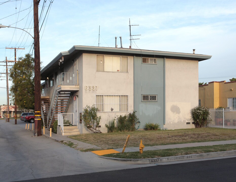 6337 Woodward Ave in Bell, CA - Building Photo