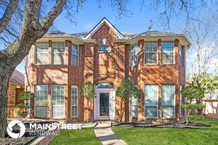 4402 Spinnaker Dr in Arlington, TX - Building Photo
