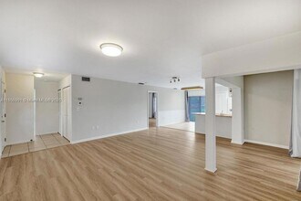 9540 Sevilla Ln in Davie, FL - Building Photo - Building Photo