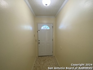 5727 Creekwood St in San Antonio, TX - Building Photo - Building Photo