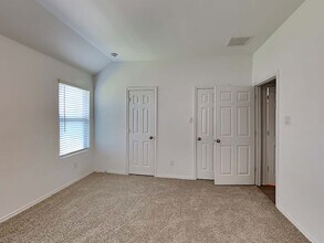 24110 Mustang Run Dr in Hockley, TX - Building Photo - Building Photo