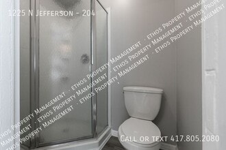 1225 N Jefferson Ave in Springfield, MO - Building Photo - Building Photo