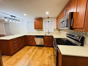 113 Balsam St in Warwick, RI - Building Photo - Building Photo