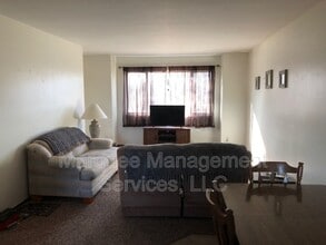 2220 Montana Ave in Sun Prairie, WI - Building Photo - Building Photo