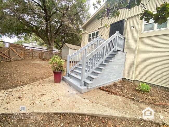 18391 Sonoma Hwy in Sonoma, CA - Building Photo - Building Photo
