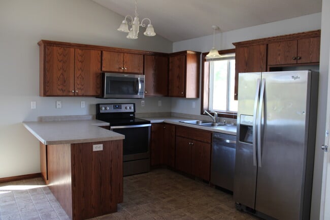 436 23rd Avenue North in Sartell, MN - Building Photo - Building Photo