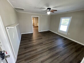 322 E Perry Ave in Wake Forest, NC - Building Photo - Building Photo