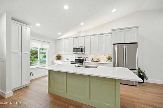 property at 573 Aquatic Dr