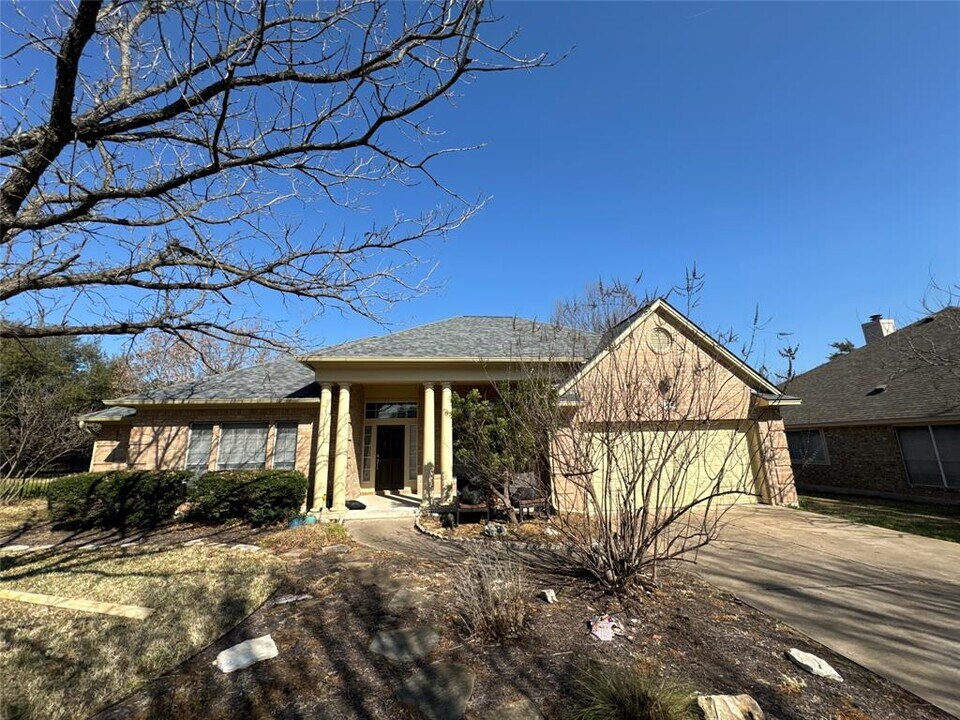 5356 Magdelena Dr in Austin, TX - Building Photo