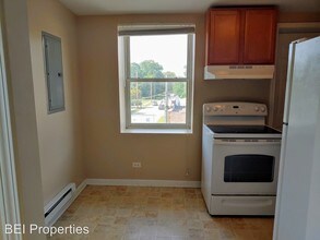 141 S Batavia Ave in Batavia, IL - Building Photo - Building Photo