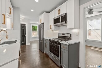 492 Lombard St in New Haven, CT - Building Photo - Building Photo